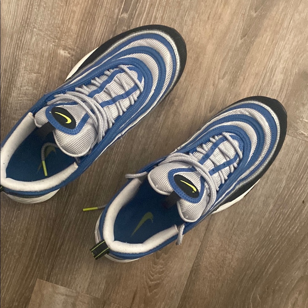 Nike Blue and Black Sneakers with Wave Design